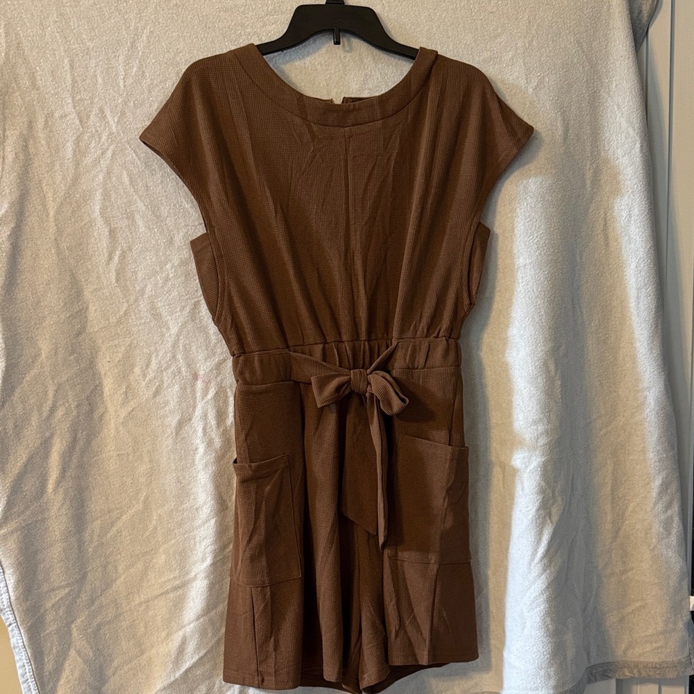 Dokotoo Brown Sleeveless Romper with Tie Waist